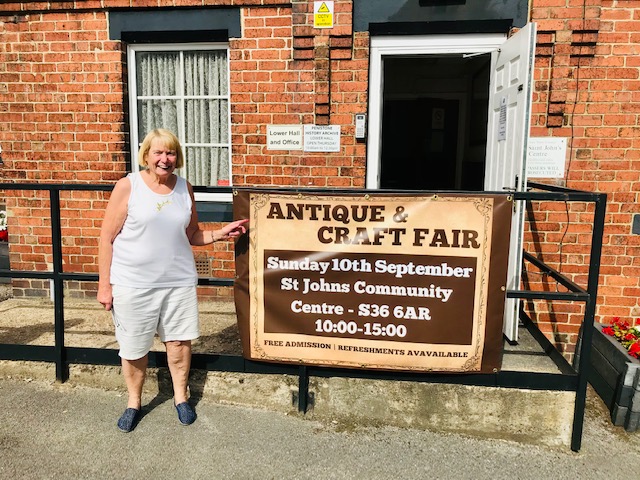 Anne proudly showing off her new banner!